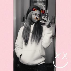 Meet your Posher, Triniti